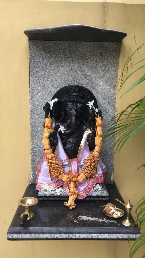 Nest Guest House Bhubaneswar Esterno foto